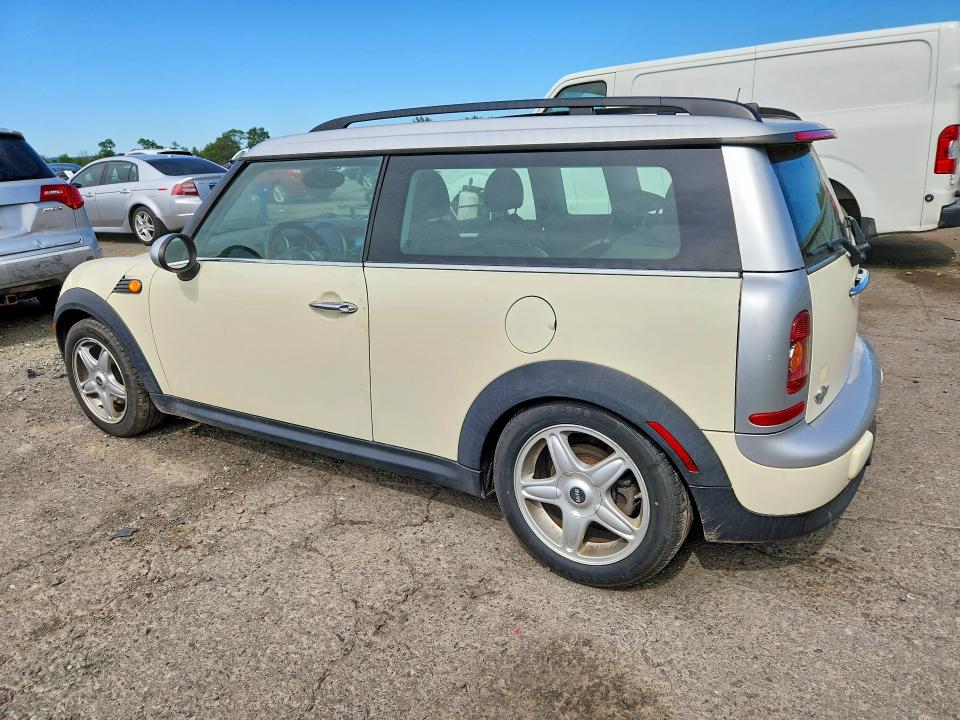 Фото 2 с аукциона – 2010 MINI COOPER с VIN WMWML3C53ATX51981