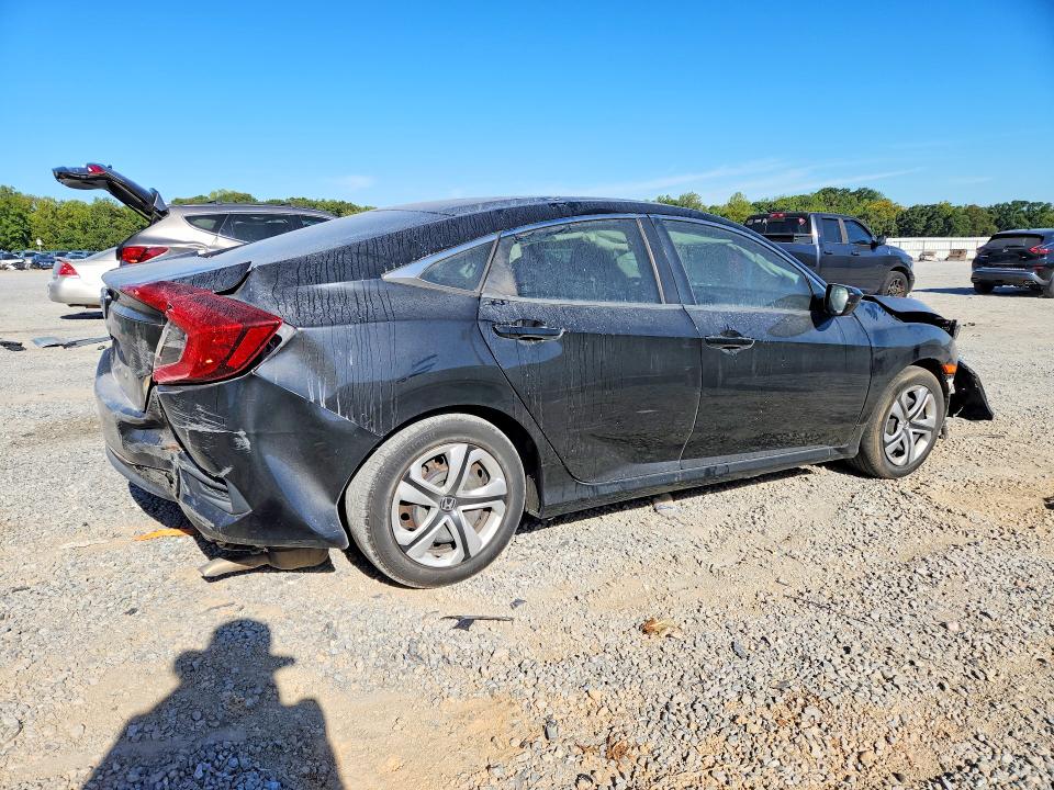 Foto 3 de la subasta – 2017 HONDA CIVIC con VIN 2HGFC2F50HH552655