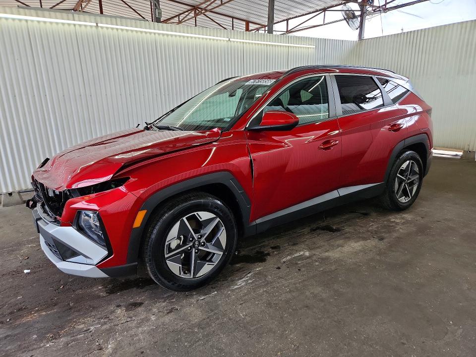 HYUNDAI TUCSON 2025 with VIN 5NMJB3DE5SH491190 - Photo from auction