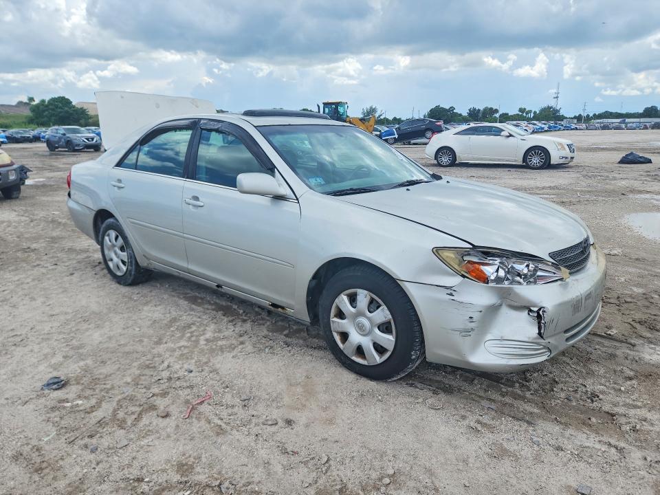 Photo 4 from auction – 2003 TOYOTA CAMRY with VIN 4T1BE32K53U777180