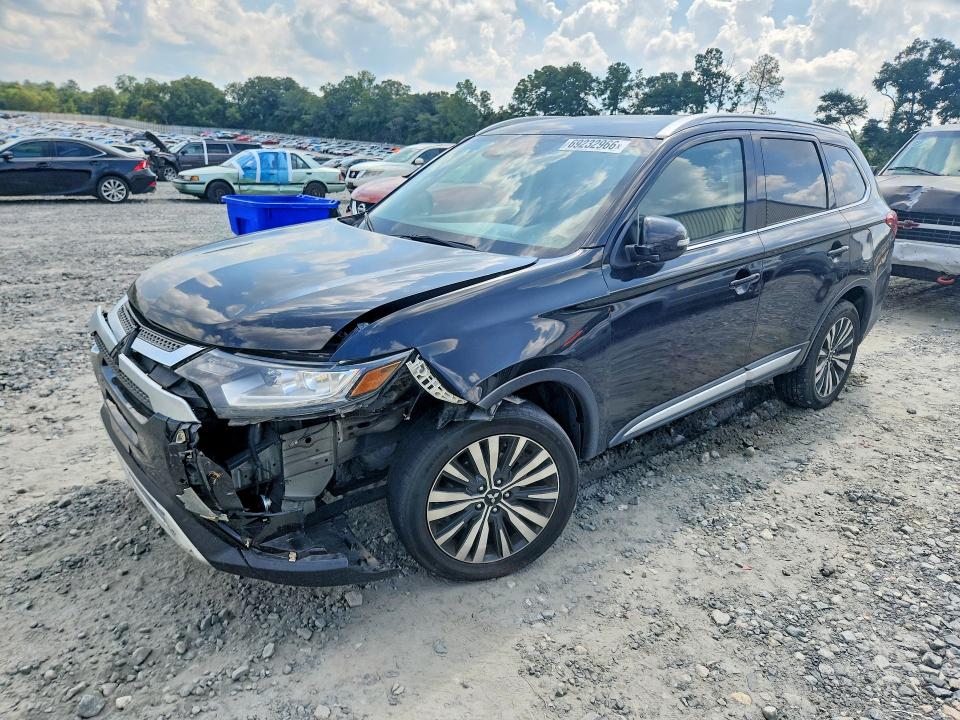 MITSUBISHI OUTLANDER 2020 with VIN JA4AD3A32LZ030517 - Photo from auction