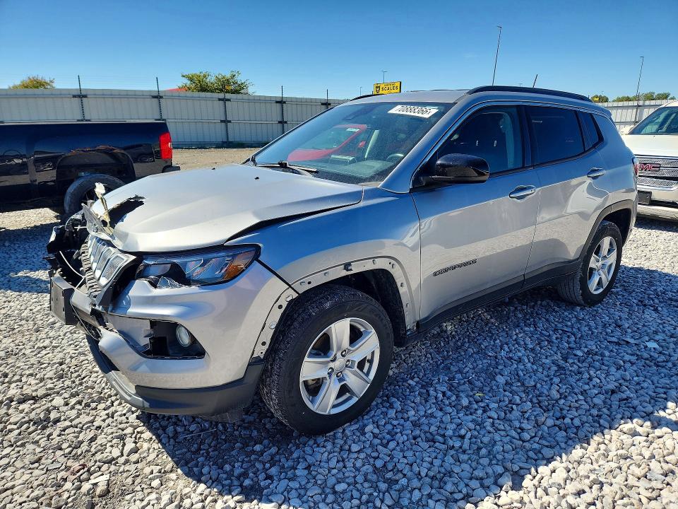 JEEP COMPASS 2022 مع رقم تعريف المركبة 3C4NJDBB5NT136045 - صورة من المزاد