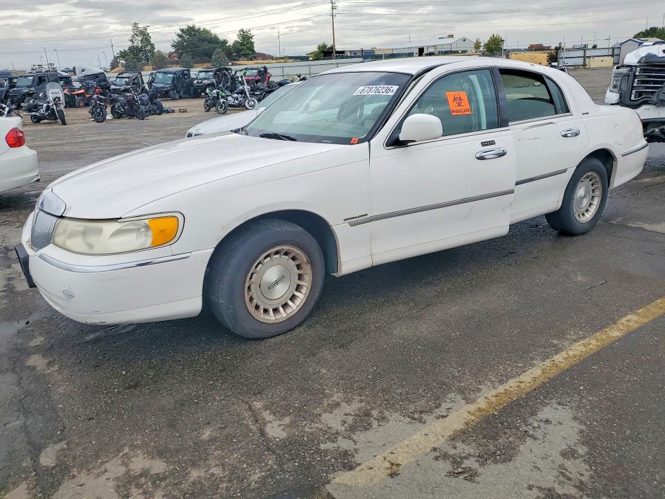 1999 LINCOLN TOWN CAR