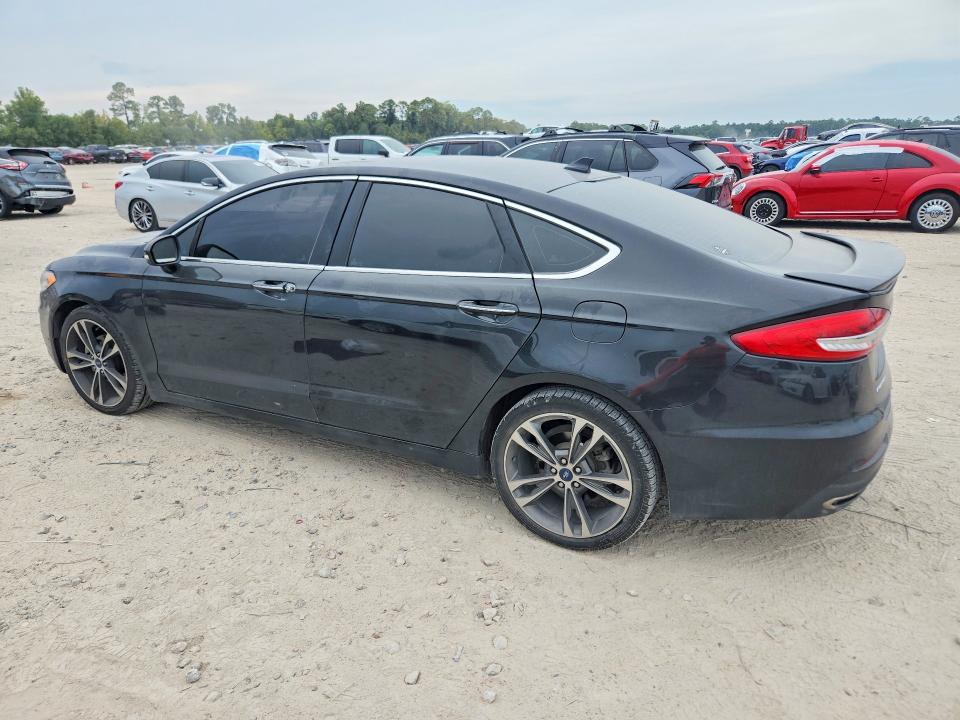 صورة رقم 2 من المزاد - 2019 FORD FUSION مع VIN 3FA6P0D92KR121099