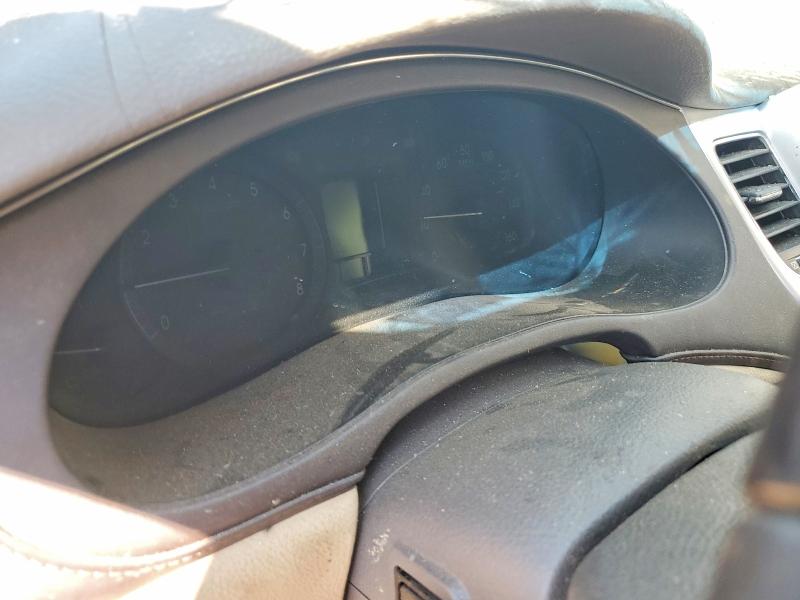 Photo 9 from auction – 2010 HYUNDAI GENESIS with VIN KMHGC4DF8AU094081