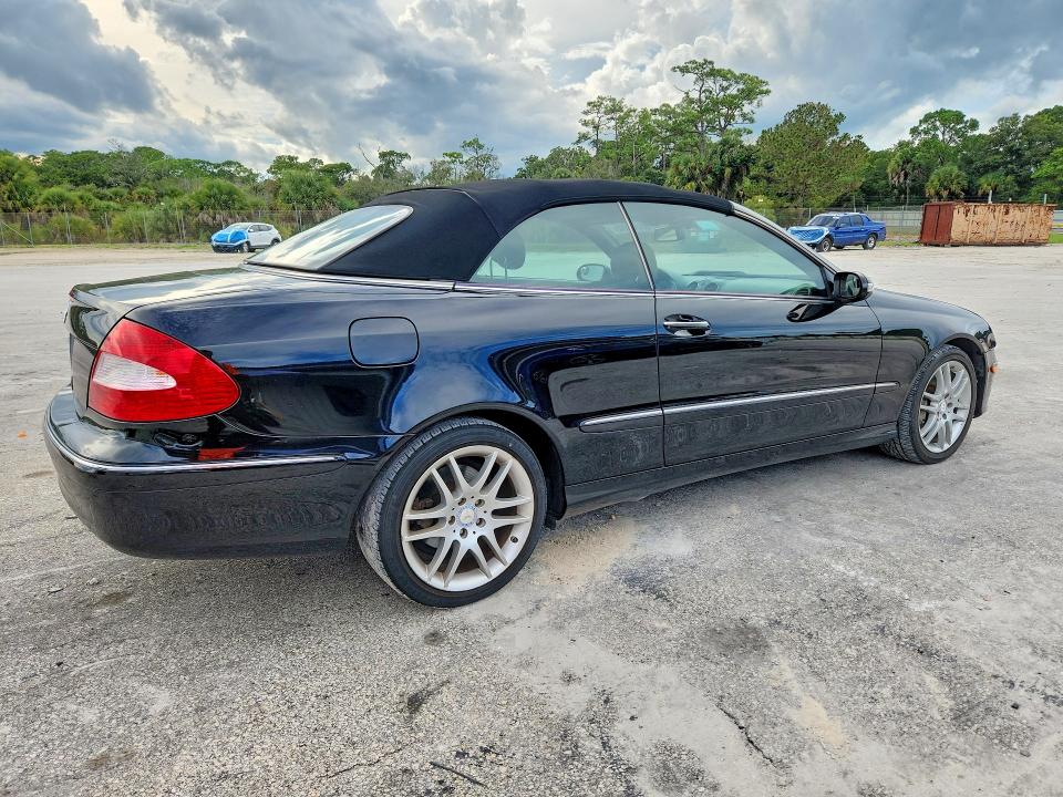 Photo 3 from auction – 2009 MERCEDES-BENZ CLK with VIN WDBTK56F69T107693