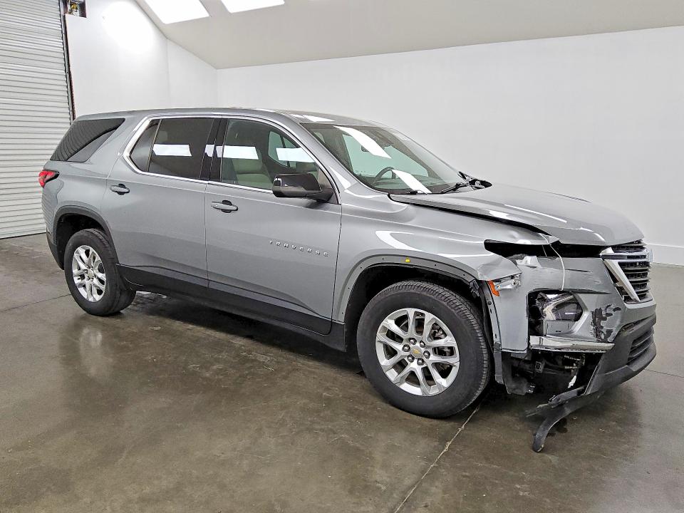 Photo 4 from auction – 2023 CHEVROLET TRAVERSE with VIN 1GNERFKW4PJ247338