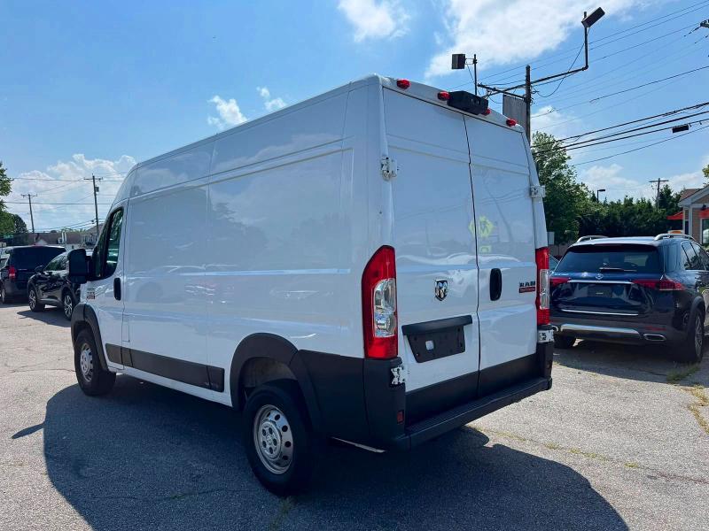 Photo 3 from auction – 2019 RAM PROMASTER 1500 with VIN 3C6TRVBG7KE554115