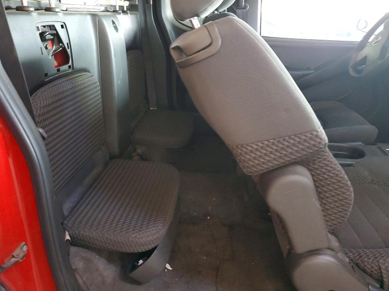 Photo 10 from auction – 2005 NISSAN FRONTIER with VIN 1N6AD06U85C433605