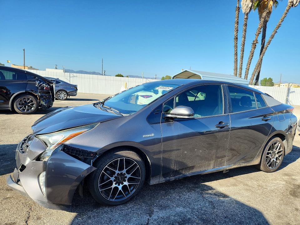 TOYOTA PRIUS 2018 с VIN JTDKARFU1J3554460 - Снимка от търг
