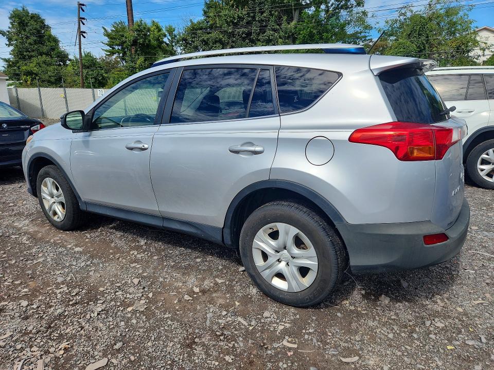 Снимка 2 от търг – 2013 TOYOTA RAV4 с VIN JTMBFREV5D5014338