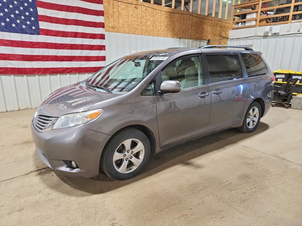 TOYOTA SIENNA 2014 con VIN 5TDDK3DC6ES092270 - Foto de la subasta