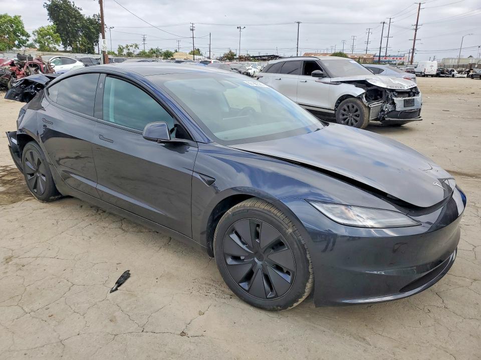 Снимка 4 от търг – 2024 TESLA MODEL 3 с VIN 5YJ3E1EA8RF856666