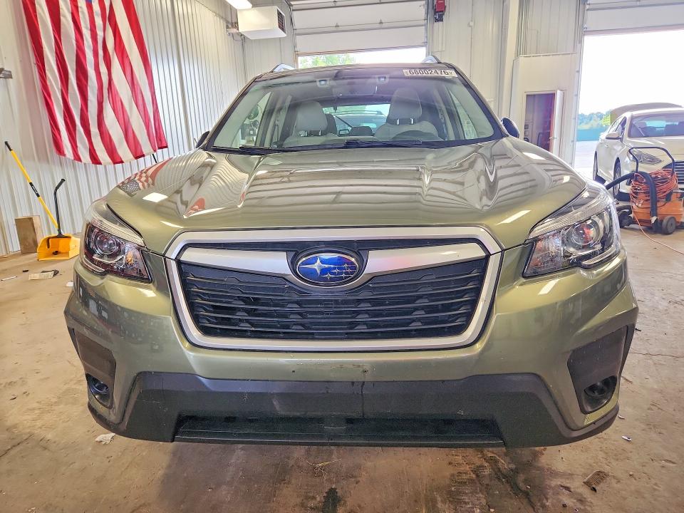 Photo 5 from auction – 2019 SUBARU FORESTER with VIN JF2SKAGC0KH558090