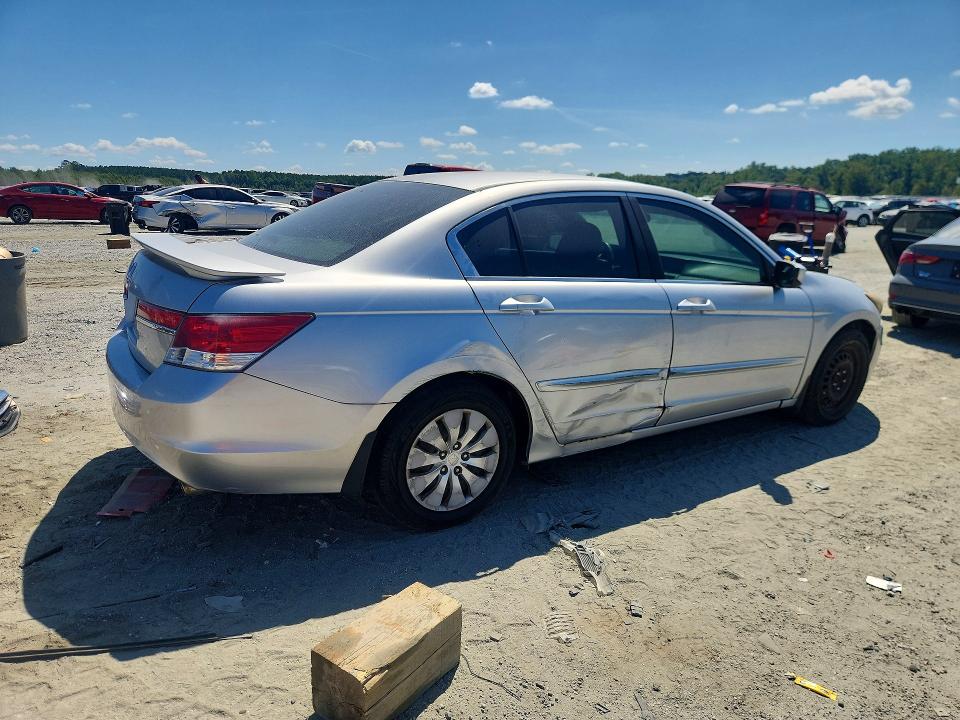 Photo 3 from auction – 2012 HONDA ACCORD with VIN 1HGCP2F35CA158825