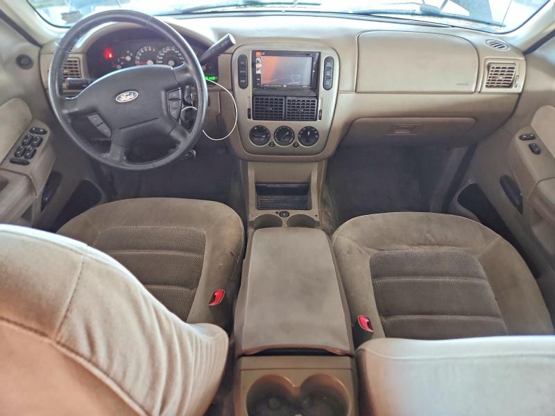Photo 8 from auction – 2005 FORD EXPLORER with VIN 1FMZU73K95ZA06072