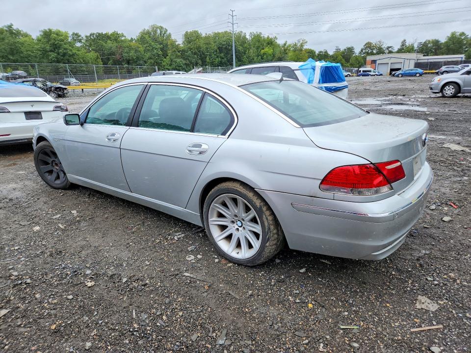صورة رقم 2 من المزاد - 2007 BMW 750 مع VIN WBAHN83547DT75013