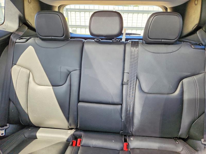 Photo 10 from auction – 2021 JEEP RENEGADE with VIN ZACNJDD17MPM21417