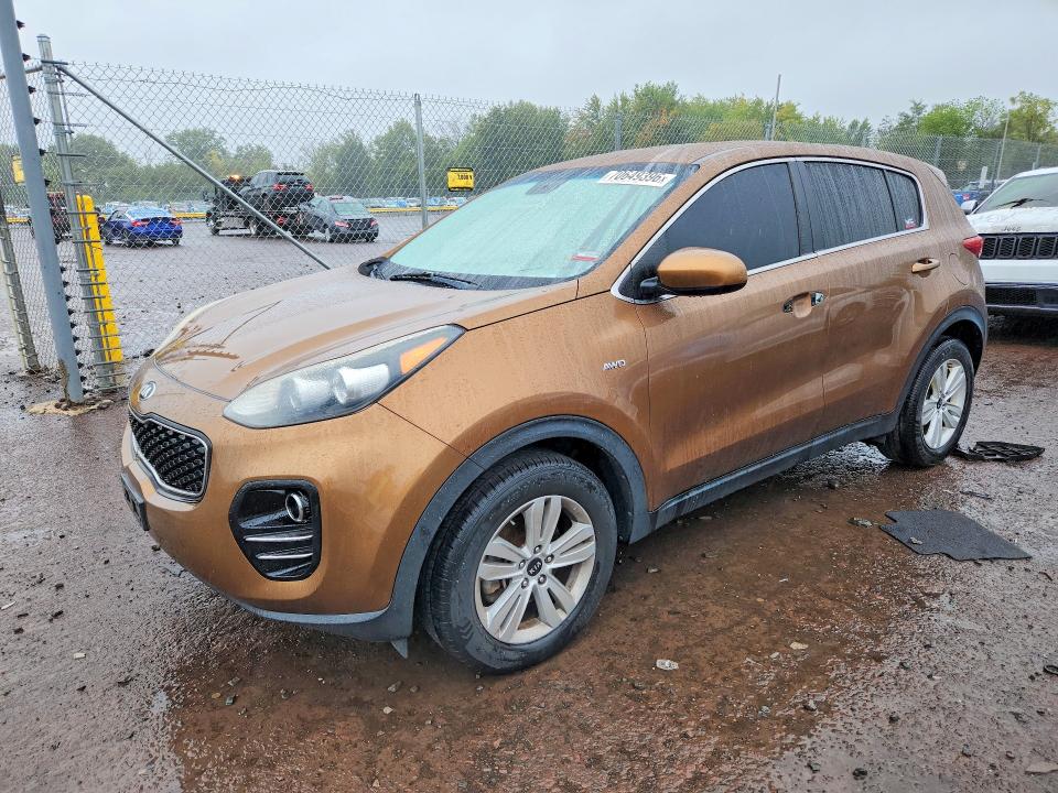 KIA SPORTAGE 2018 مع رقم تعريف المركبة KNDPMCAC2J7385986 - صورة من المزاد