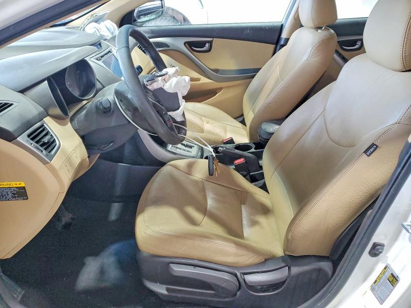 Снимка 7 от търг – 2012 HYUNDAI ELANTRA с VIN 5NPDH4AE5CH117138