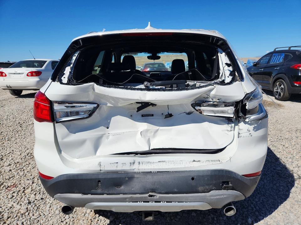 Photo 6 from auction – 2017 BMW X1 with VIN WBXHT3C37H5F80725