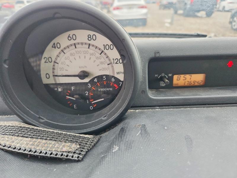 Photo 9 from auction – 2006 SCION XB with VIN JTLKT334X64111080