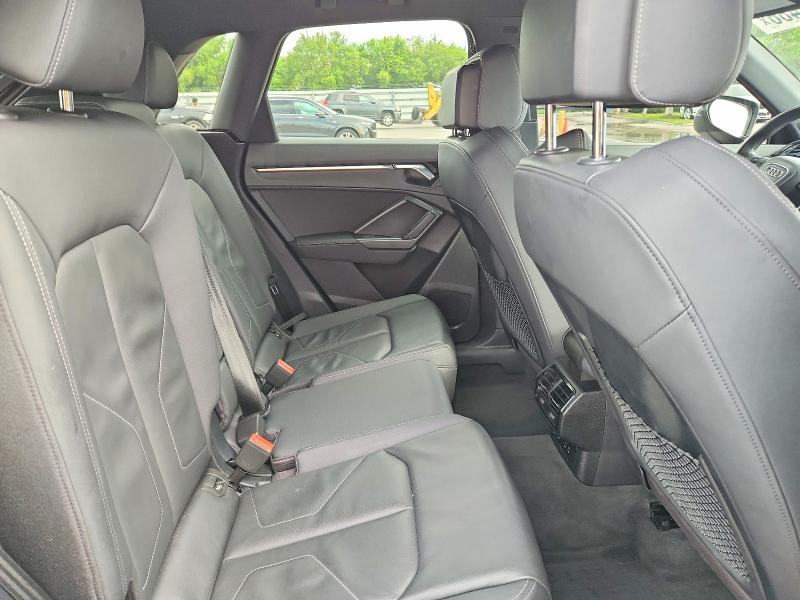 Zdjęcie 11 z aukcji – 2022 AUDI Q3 z VIN WA1DECF3XN1048090