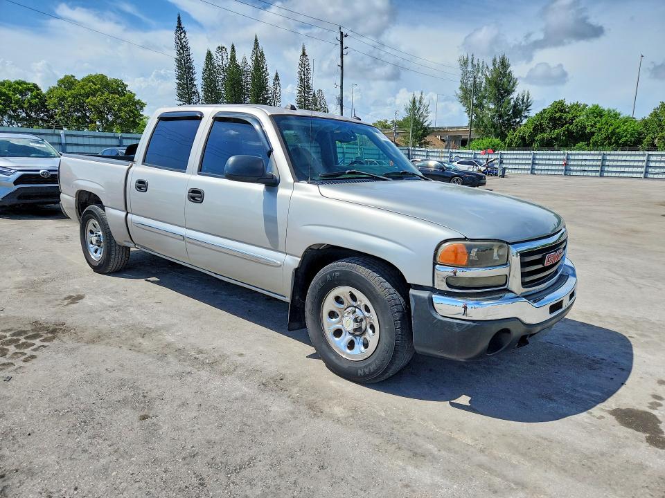 Снимка 4 от търг – 2005 GMC SIERRA с VIN 2GTEC13T651257586