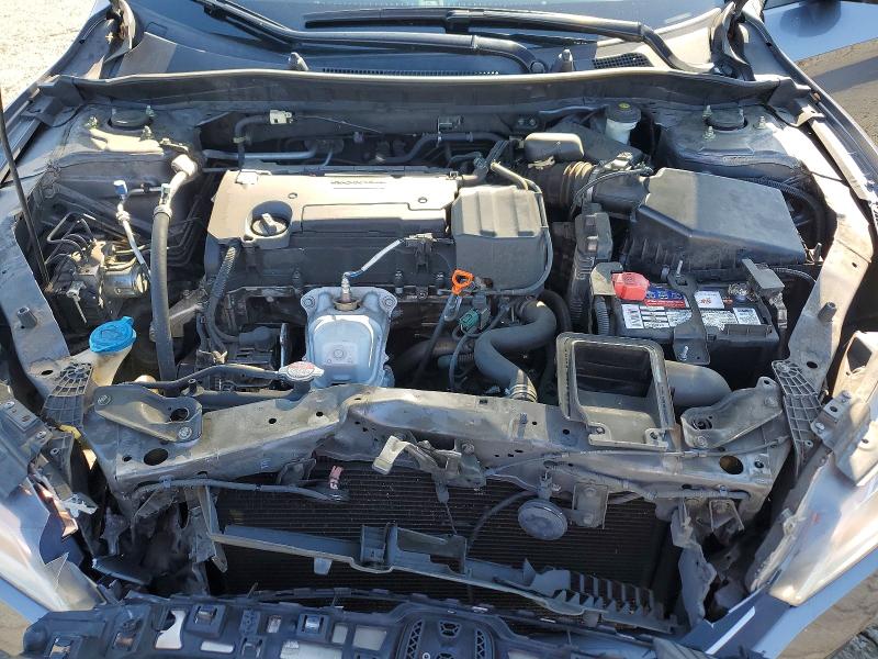 Снимка 11 от търг – 2016 HONDA ACCORD с VIN 1HGCR2F37GA175710