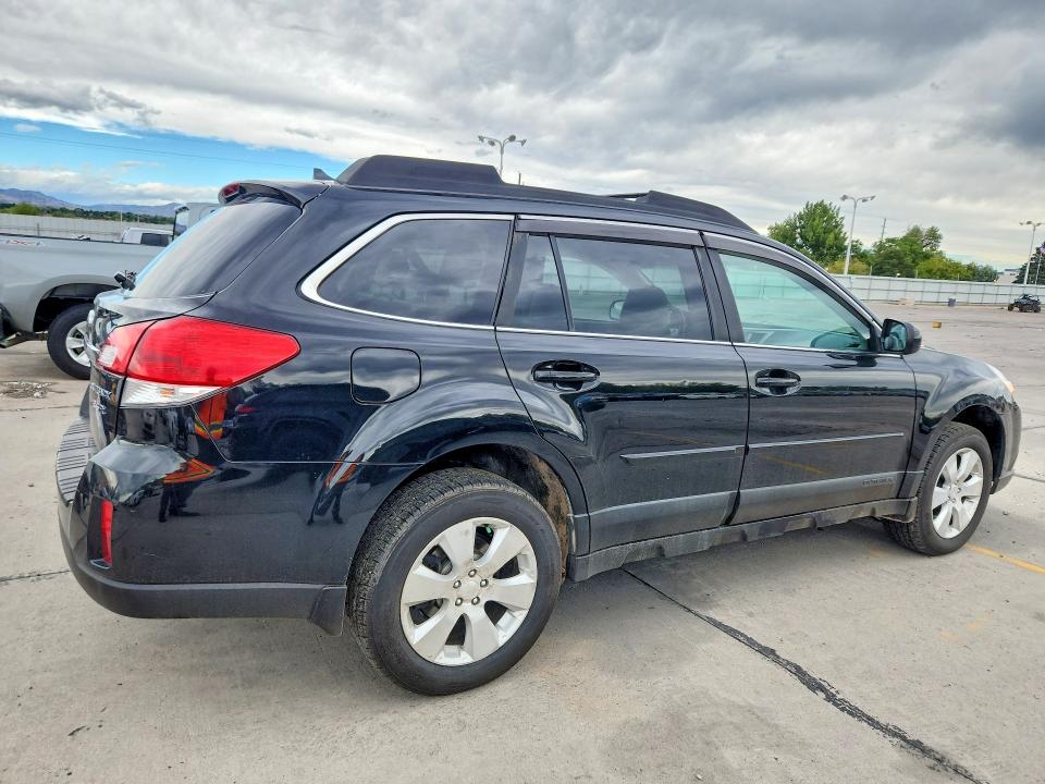Photo 3 from auction – 2011 SUBARU OUTBACK with VIN 4S4BRDKC5B2422037