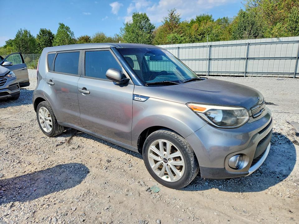 Photo 4 from auction – 2018 KIA SOUL with VIN KNDJP3A55J7517993