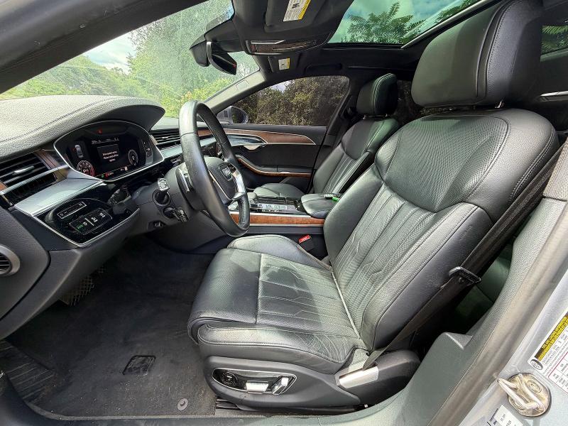 Photo 11 from auction – 2019 AUDI A8 with VIN WAU8DAF88KN017447