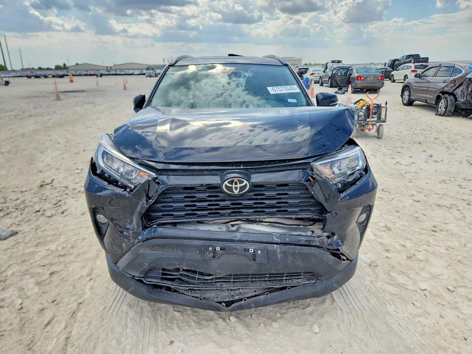 Photo 5 from auction – 2021 TOYOTA RAV4 with VIN 2T3C1RFV3MC165500
