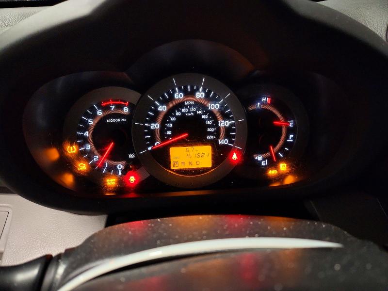 Photo 9 from auction – 2010 TOYOTA RAV4 with VIN JTMBF4DVXAD027415