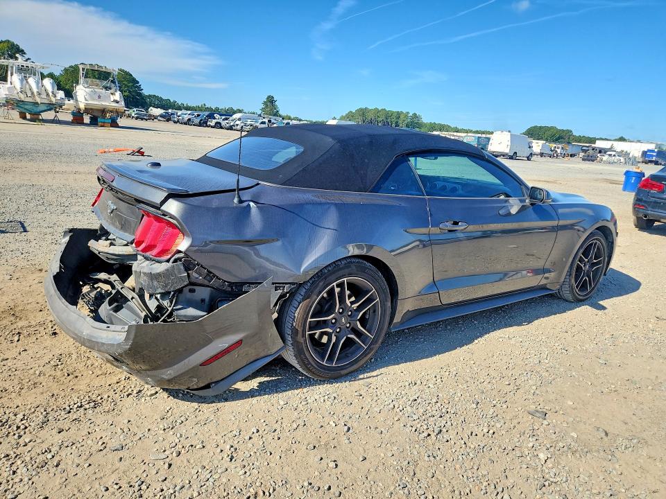 Снимка 3 от търг – 2020 FORD MUSTANG с VIN 1FATP8UHXL5120554