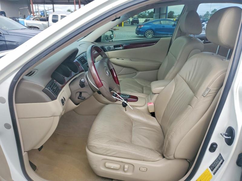 Zdjęcie 7 z aukcji – 2004 LEXUS ES z VIN JTHBA30G840017900