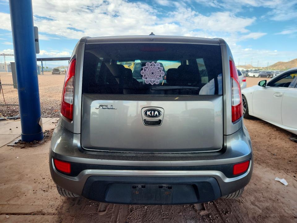 Photo 6 from auction – 2013 KIA SOUL with VIN KNDJT2A69D7585085
