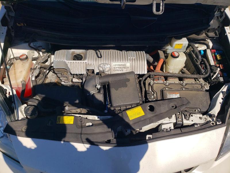 Photo 12 from auction – 2015 TOYOTA PRIUS with VIN JTDKN3DUXF0398481