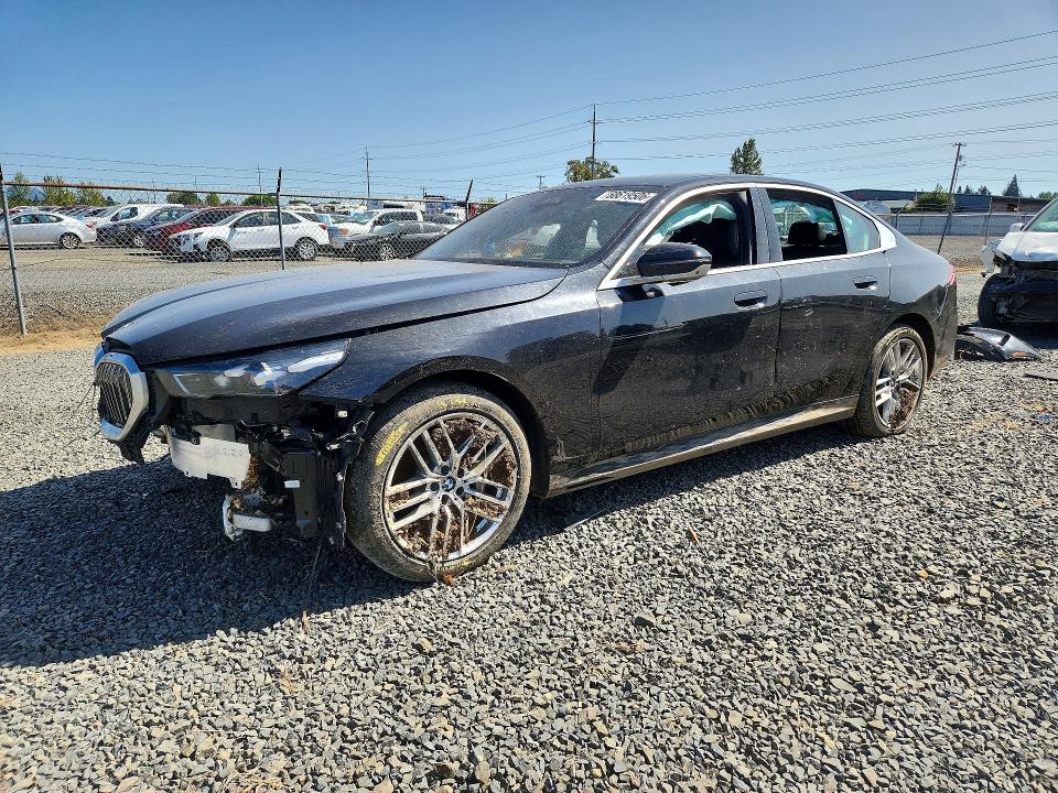 BMW 530 2024 z numerem VIN WBA53FJ05RCS22833 - Zdjęcie z aukcji