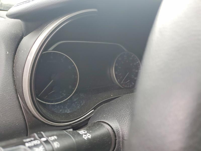 Снимка 9 от търг – 2018 NISSAN MAXIMA с VIN 1N4AA6AP1JC365809