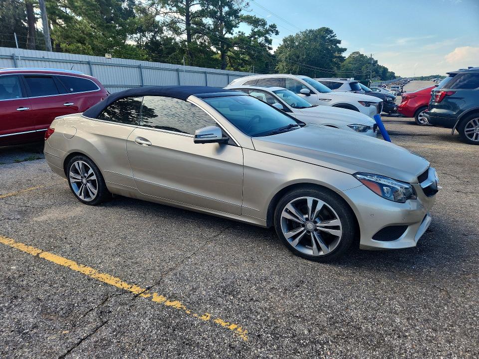 Photo 4 from auction – 2016 MERCEDES-BENZ E with VIN WDDKK6FF3GF323165