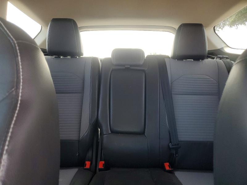 Снимка 10 от търг – 2017 FORD ESCAPE с VIN 1FMCU0J90HUE86128