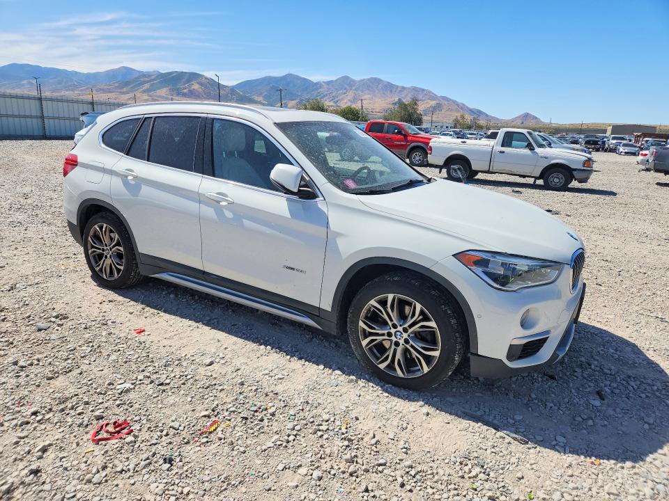صورة رقم 4 من المزاد - 2016 BMW X1 مع VIN WBXHT3Z39G4A49585