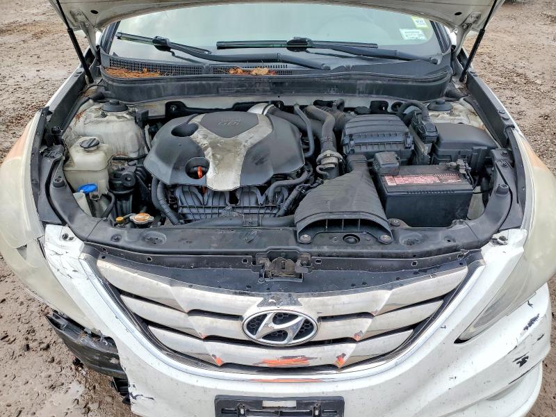 Photo 11 from auction – 2012 HYUNDAI SONATA with VIN 5NPEC4AB1CH432706