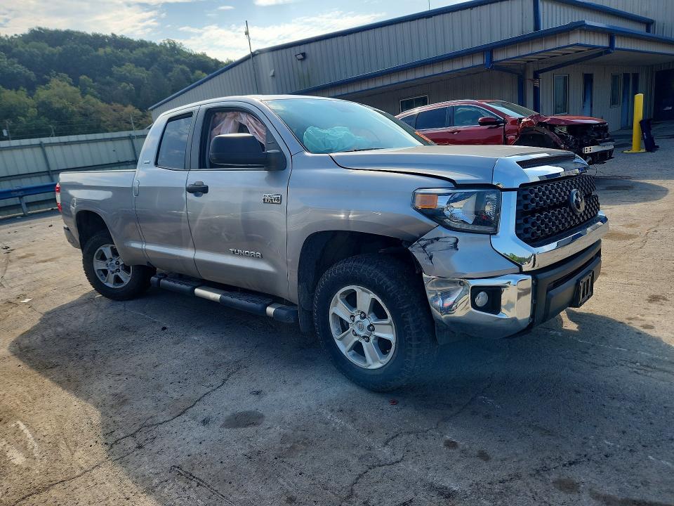 Photo 4 from auction – 2021 TOYOTA TUNDRA with VIN 5TFUY5F17MX045960