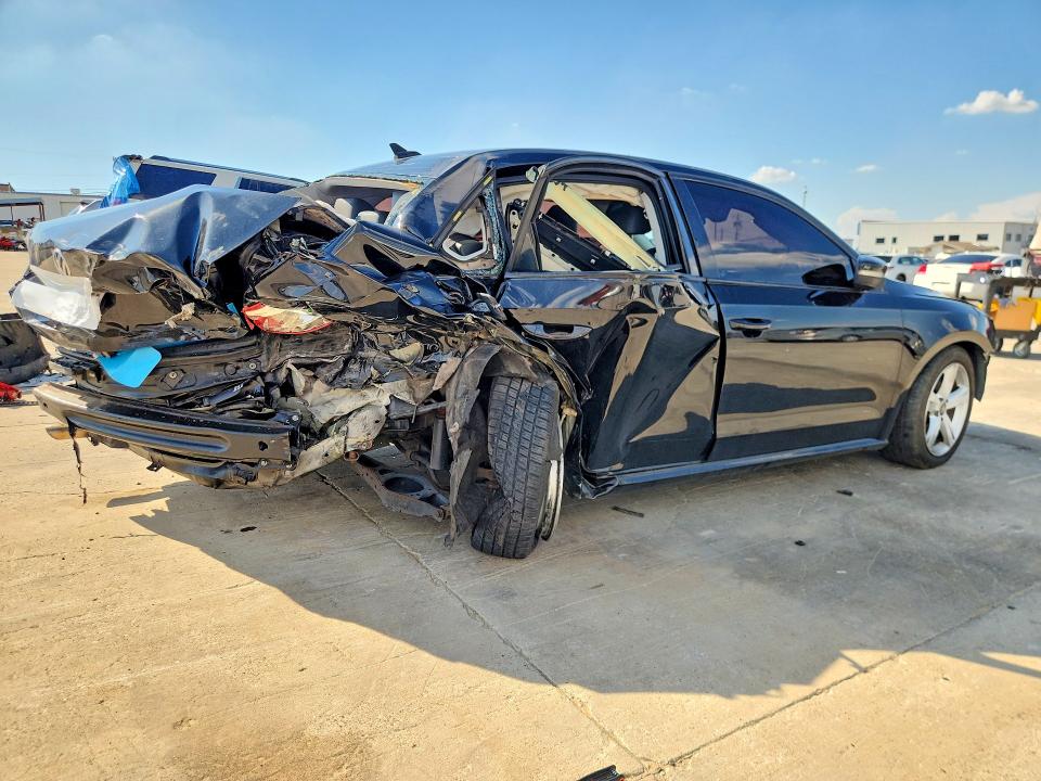 Снимка 3 от търг – 2013 VOLKSWAGEN PASSAT с VIN 1VWBP7A33DC053380