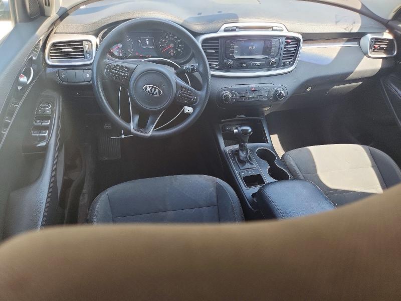 Photo 8 from auction – 2017 KIA SORENTO with VIN 5XYPGDA34HG204672