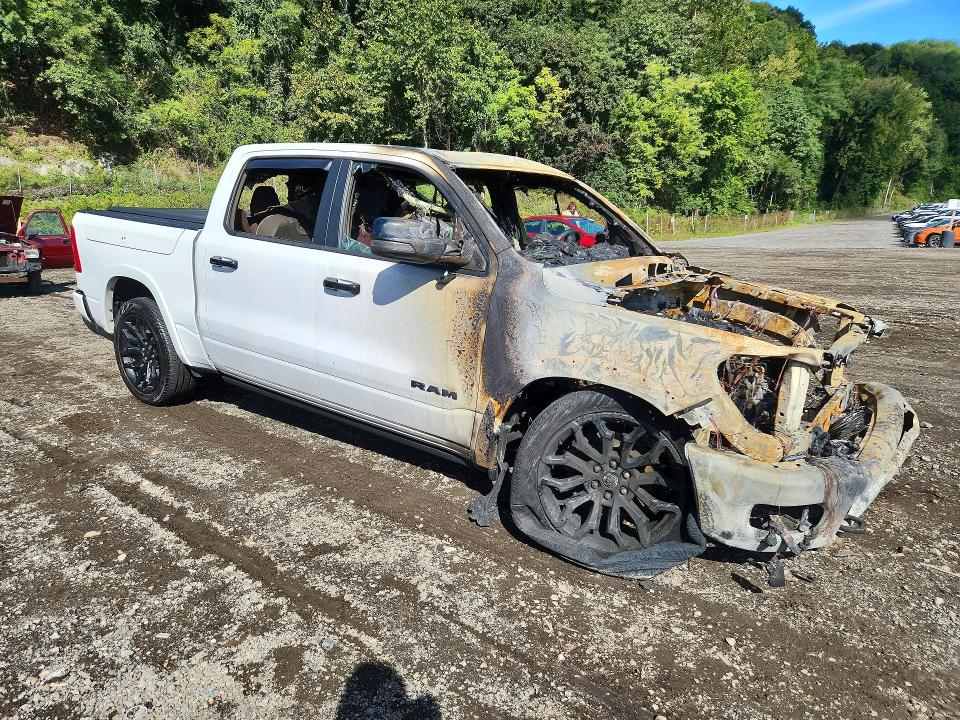 صورة رقم 4 من المزاد - 2026 RAM 1500 مع VIN 1C6SRFHP2TN177215
