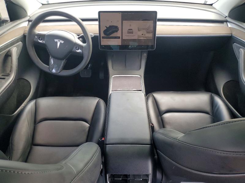 Photo 8 from auction – 2024 TESLA MODEL  Y with VIN 7SAYGDED5RF008937
