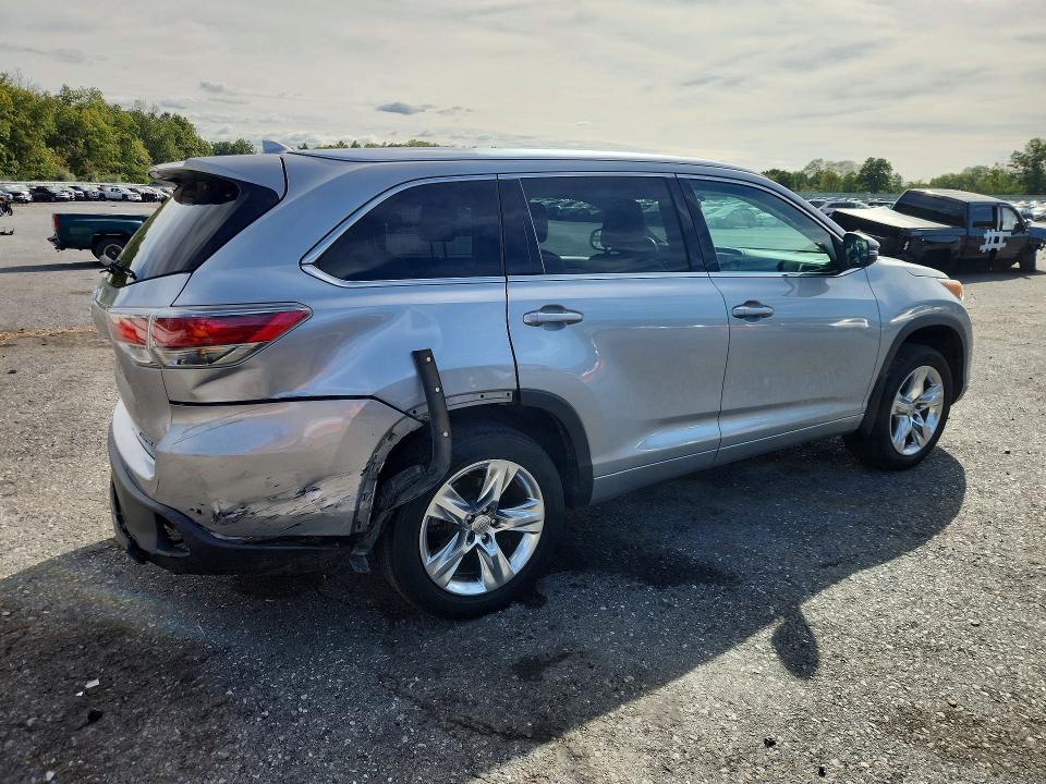 Снимка 3 от търг – 2014 TOYOTA HIGHLANDER с VIN 5TDDKRFH9ES026856